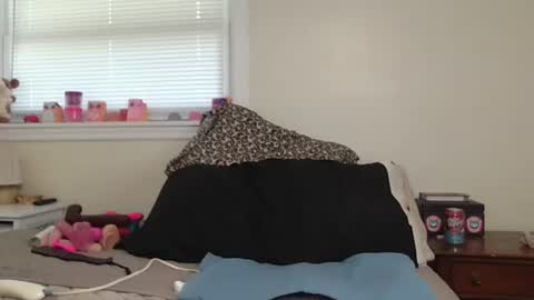 Snapshot of caseygirl6879 chatting on 6, 7, 2026 Casey Lakes online show from 6, 7, 2026