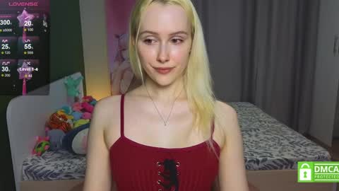 Snapshot of caseylabow chatting on 1, 5, 2026 My name is Casey... Nice to meet you I will be happy to have funthumbs up please its important online show from 1, 5, 2026