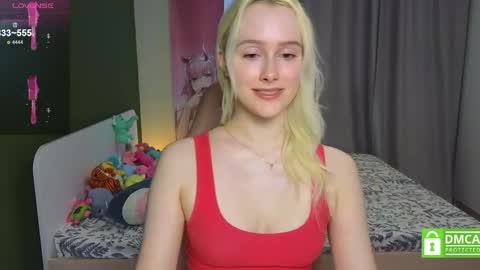 Snapshot of caseylabow chatting on 3, 5, 2026 My name is Casey... Nice to meet you I will be happy to have funthumbs up please its important online show from 3, 5, 2026