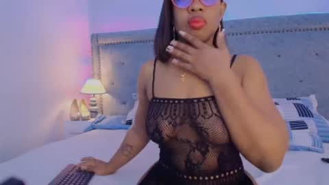 Snapshot of caseymoon chatting on 17, 6, 2026 Casey online show from 17, 6, 2026