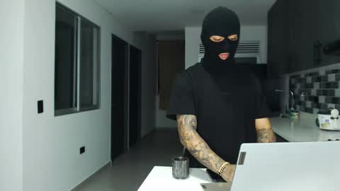 Snapshot of cash_master777 chatting on 27, 11, 2025 cash_master777 online show from 27, 11, 2025