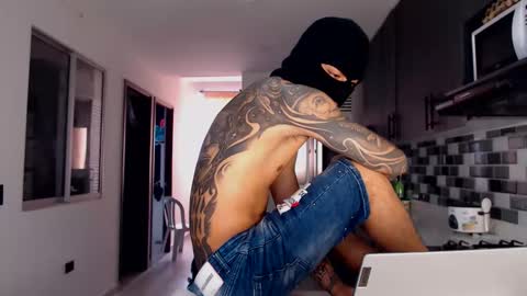 Snapshot of cash_master777 chatting on 4, 12, 2025 cash_master777 online show from 4, 12, 2025