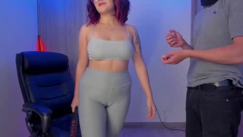 Snapshot of cash_vice chatting on 10, 10, 2025 caprice online show from 10, 10, 2025