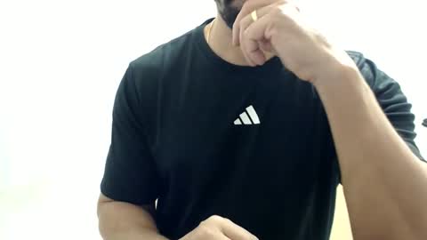 Snapshot of cashmastermuscle77 chatting on 9, 6, 2026 cashmastermuscle77 online show from 9, 6, 2026