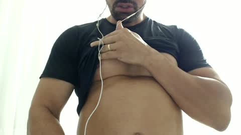 Snapshot of cashmastermuscle77 chatting on 8, 7, 2026 cashmastermuscle77 online show from 8, 7, 2026