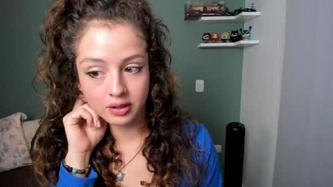 Snapshot of cassandra_caiin chatting on 10, 12, 2024 Cassie online show from 10, 12, 2024