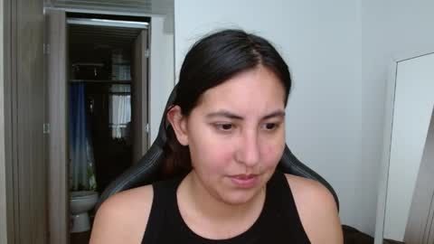 Snapshot of cassandra_ruizz chatting on 7, 5, 2026 573215024606 online show from 7, 5, 2026