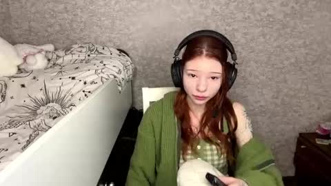 cassandraneiman online show from 17, 10, 2025