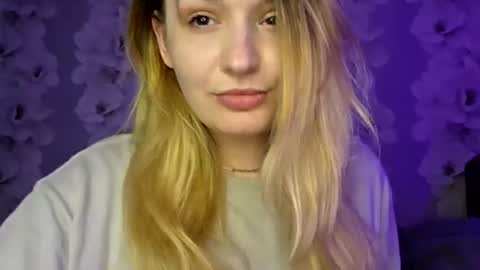 Snapshot of cassandratate chatting on 21, 6, 2026 Casey Chris online show from 21, 6, 2026