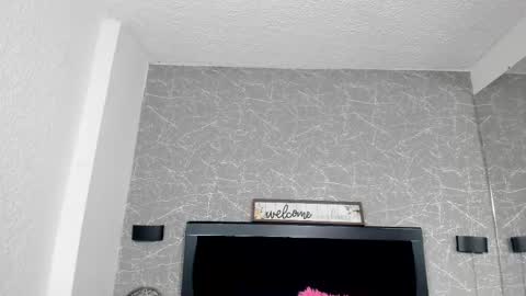 Cassie Jones online show from 24, 2, 2025