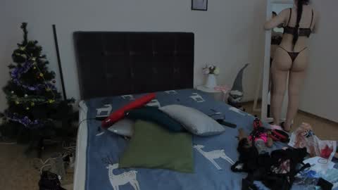 Snapshot of cassieevanss chatting on 4, 1, 2025 Cassie online show from 4, 1, 2025