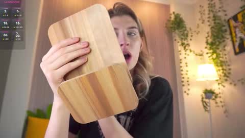 Im Cassie3 online show from 28, 2, 2026