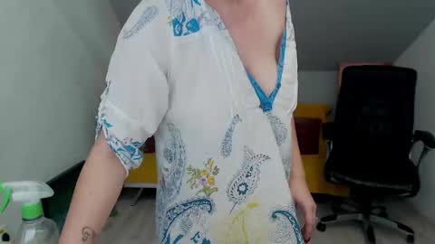 CassieJonas online show from 23, 1, 2025