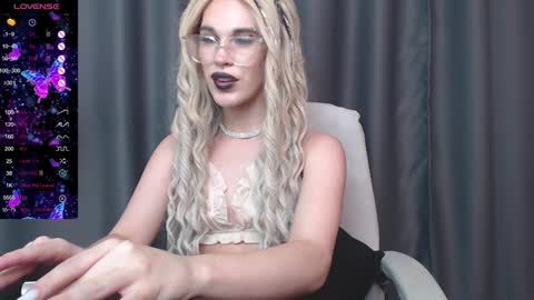 Cassie online show from 1, 1, 2025