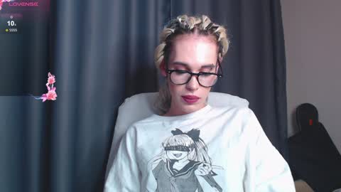 Cassie online show from 8, 1, 2025