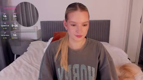 Snapshot of cassietyler chatting on 17, 11, 2025 Angel 3 online show from 17, 11, 2025