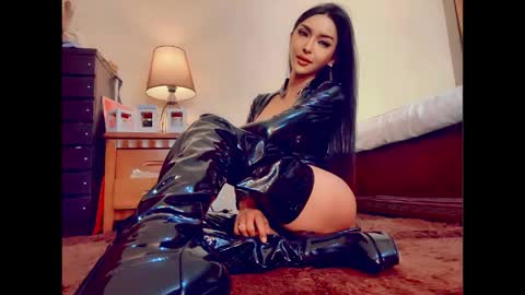 CassieValbalera online show from 22, 4, 2026