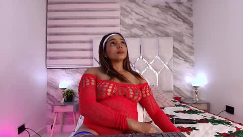 Snapshot of cataleya__ebony chatting on 16, 12, 2025 cataleya online show from 16, 12, 2025