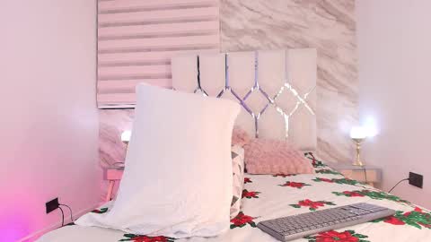 Snapshot of cataleya__ebony chatting on 17, 12, 2025 cataleya online show from 17, 12, 2025