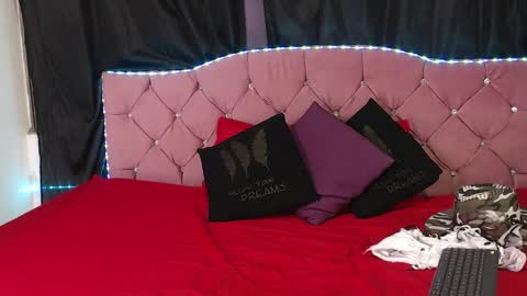 Snapshot of cataleya_divine chatting on 2, 2, 2026 Cata Prins online show from 2, 2, 2026