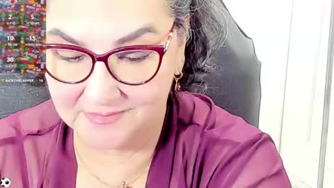 Snapshot of cataleya_mom_ chatting on 5, 7, 2026 cataleya online show from 5, 7, 2026