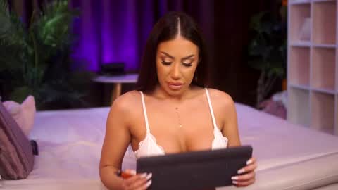 Cataleya online show from 2, 4, 2026