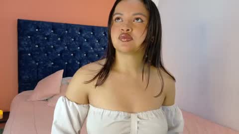 Snapshot of catalinaa_01 chatting on 18, 6, 2026 Catalina online show from 18, 6, 2026