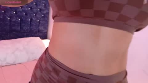 Snapshot of catalinaa_01 chatting on 1, 8, 2026 Catalina online show from 1, 8, 2026