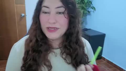 Snapshot of catalinamarpi45 chatting on 4, 6, 2026 cataleya online show from 4, 6, 2026
