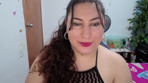Snapshot of catalinamarpi45 chatting on 12, 7, 2026 cataleya online show from 12, 7, 2026