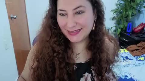 Snapshot of catalinamarpi45 chatting on 2, 8, 2026 cataleya online show from 2, 8, 2026