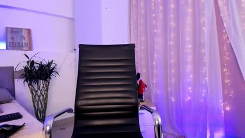 Catalina online show from 30, 1, 2025