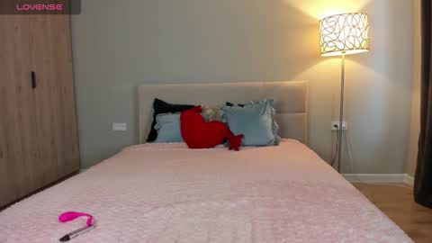 Pat online show from 4, 12, 2025