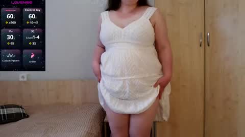 Snapshot of catch_fortune chatting on 6, 5, 2026 Ana online show from 6, 5, 2026