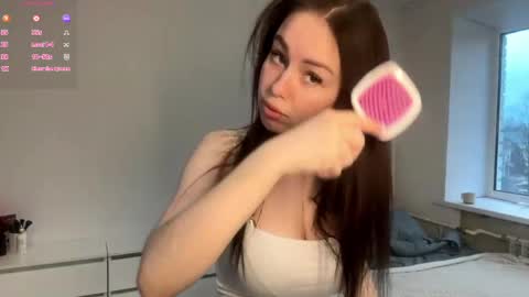 Snapshot of catharinelaumea chatting on 17, 4, 2026 Lolly online show from 17, 4, 2026
