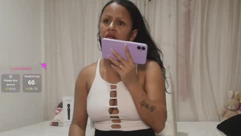 Snapshot of catherine_mature45 chatting on 17, 5, 2026 Catherine online show from 17, 5, 2026