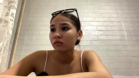 catherinepirs online show from 28, 4, 2026