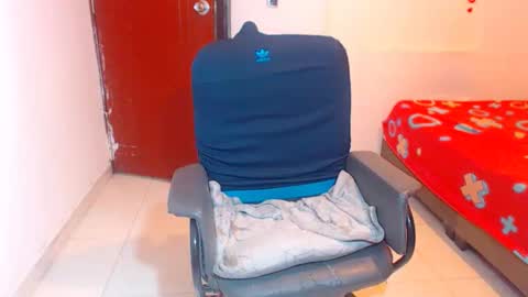 cathi_nahomi online show from 30, 11, 2025