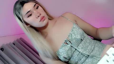 Snapshot of cathleashemalegoddess chatting on 31, 10, 2025 cathleashemalegoddess online show from 31, 10, 2025
