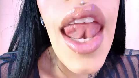 Snapshot of catte_jensen chatting on 30, 4, 2026 Cattleya online show from 30, 4, 2026