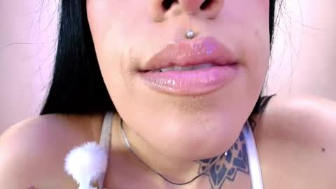 Snapshot of catte_jensen chatting on 7, 5, 2026 Cattleya online show from 7, 5, 2026
