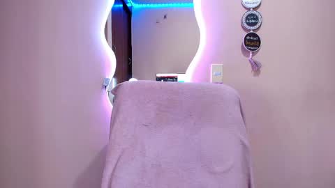 Snapshot of catte_jensen chatting on 19, 5, 2026 Cattleya online show from 19, 5, 2026