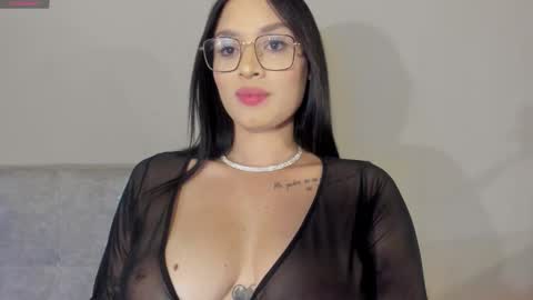    online show from 28, 9, 2025