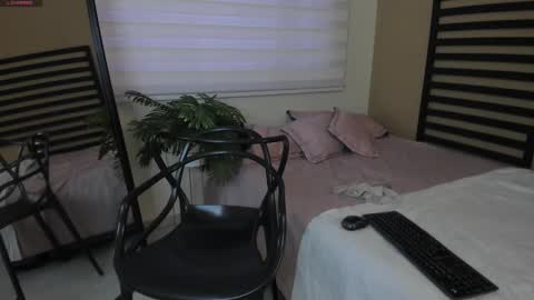 Caty  online show from 6, 2, 2026