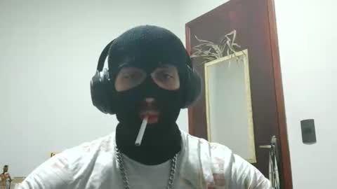 Snapshot of caugusto91 chatting on 20, 10, 2025 Carlos A online show from 20, 10, 2025