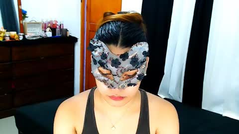 Snapshot of caylineaddison chatting on 30, 5, 2026 The Queen Named ADDISON online show from 30, 5, 2026
