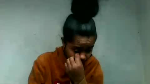 Snapshot of cclanioo chatting on 17, 6, 2026 cclanioo online show from 17, 6, 2026