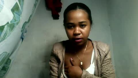 Snapshot of cclanioo chatting on 18, 6, 2026 cclanioo online show from 18, 6, 2026