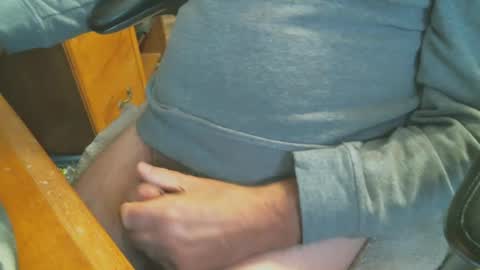 Snapshot of cczt154 chatting on 19, 12, 2024 CCzt154 online show from 19, 12, 2024