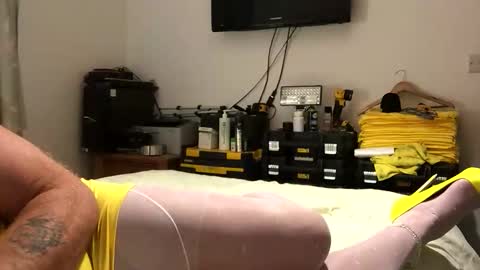 Claire online show from 3, 2, 2026